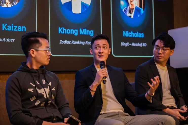 Live panel with industry speakers